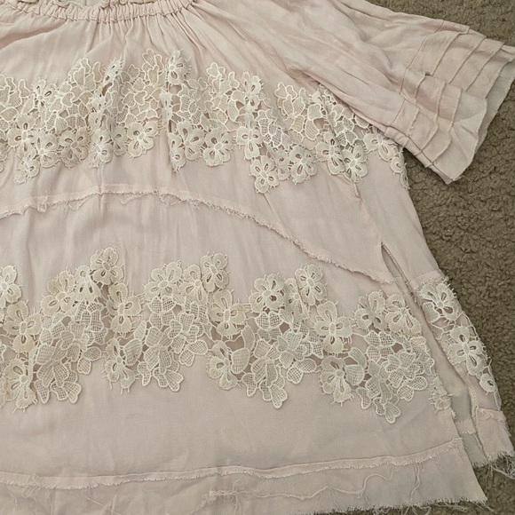 Vici Up In The Clouds Off The Shoulder Tunic - Picture 13 of 13